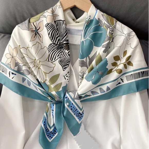 ๐50% OFF/3+...Silk-Feel Floral Pattern Scarf (Green) - Picture 4 of 8